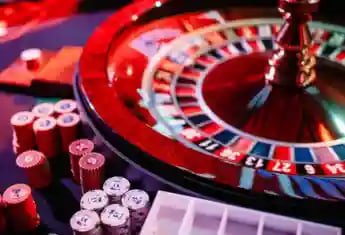 bet2222 game lobby hero for Bangladesh mobile entertainment users